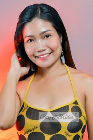 225451 - Chin-Chin Januarmae Age: 31 - Philippines