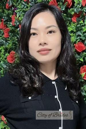 225461 - LiLy Age: 47 - China
