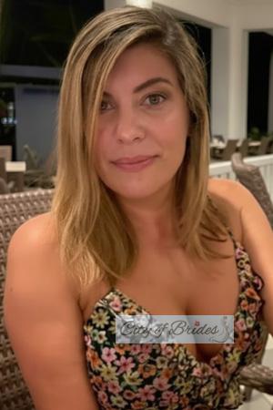 226628 - Liliana Age: 44 - Colombia